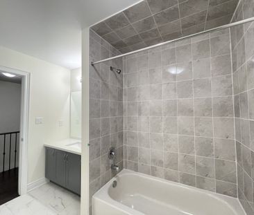 For Lease - 27 Thomas Hope Lane, Markham, Ontario - Photo 5