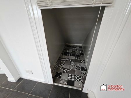 34 Fairview Road, Fairview, Newtownabbey, BT36 6QP - Photo 2