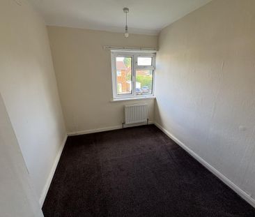 2 bedroom semi-detached house to rent - Photo 6