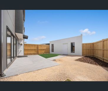 11 Seraphina Drive, Wyndham Vale, Vic 3024 - Photo 5