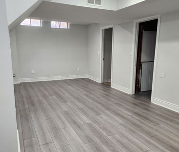 For Lease - 110 Dunoon Drive, Vaughan, Ontario - Photo 6