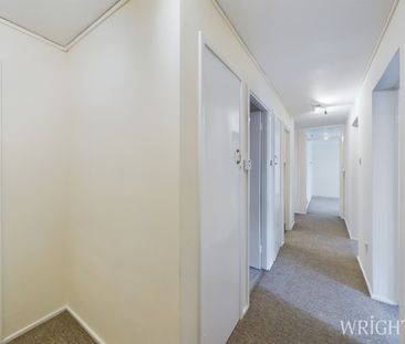 2 bedroom Apartment - CORNERS, WELWYN GARDEN CITY. - Photo 6