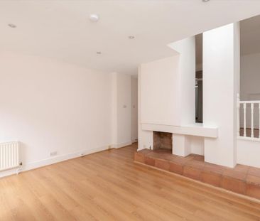 4 bedroom terraced house to rent - Photo 2