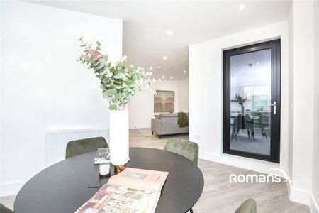 1 bedroom flat to rent - Photo 4