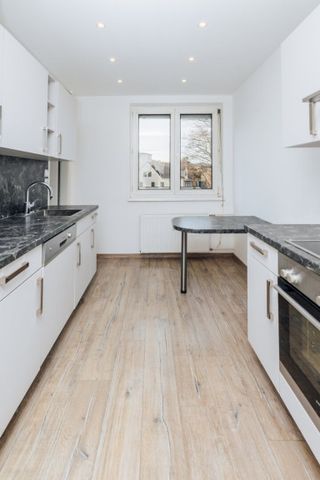WOW I RENOVIERT I BALKON I NÄHE LENDPLATZ I BADEWANNE I MODERNER SCHNITT I HAUSTIERE ERLAUBT I RUHIGE LAGE I PROJEKT WOHNEN - Foto 2