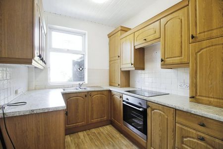 2 bedroom terraced house to rent - Photo 5