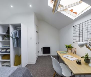 1 bedroom in a house share to rent - Photo 1