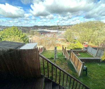 2 bedroom terraced house to rent - Photo 1