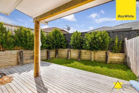 Near-New Corner Townhouse in Massey! - Photo 2