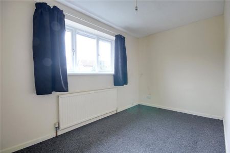 2 bedroom semi-detached house to rent - Photo 5
