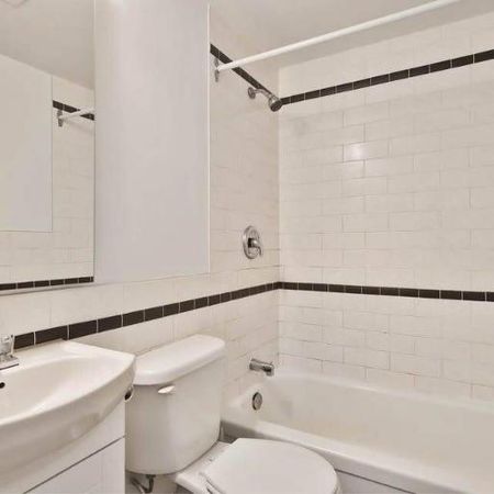1 CH - 1 SDB - Montréal - $1,295 /mo - Photo 4