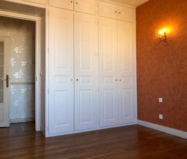 Location Appartement 2 pièces 75m² BESANCON 25000 - Photo 2