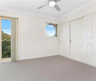 Spacious 3-Bed Home in Marrickville Area - Photo 6