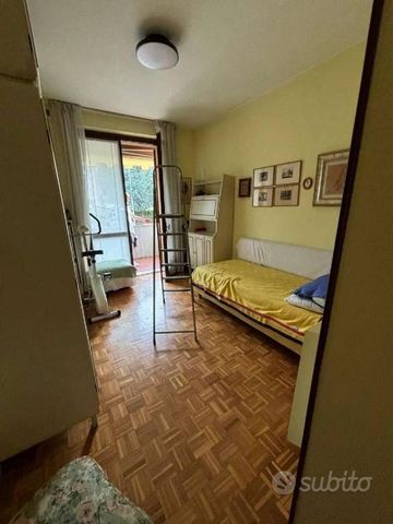 Stanza in appartamento di 120 m² a Mozzo - Photo 3