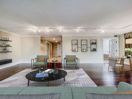 For Lease - 123 Eglinton Avenue Unit# 905, Toronto, Ontario - Photo 4