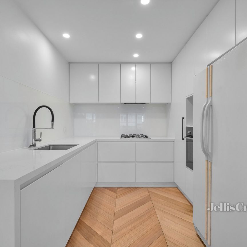 12 Alison Street, Mount Waverley - Photo 1