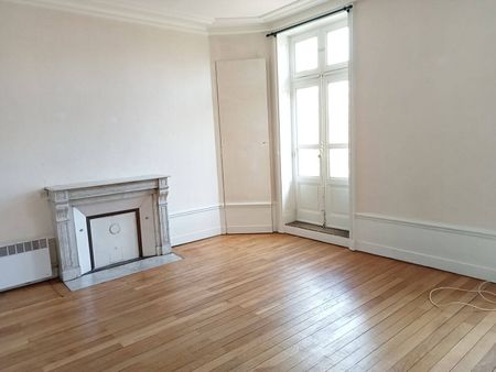 Location appartement 3 pièces 74.38 m² à Mâcon (71000) COEUR DE VILLE CENTRE VILLE - Photo 3