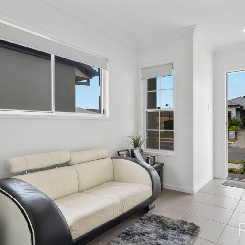 11 Gulliver Crescent, Logan Reserve QLD 4133 - House For Rent | Domain - Photo 1