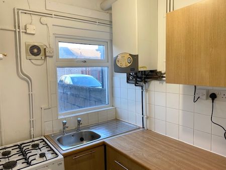 Connaught Road, Roath - Photo 4