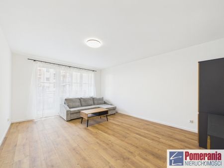 os. Majowe, ul. Melchiora Wańkowicza - Photo 4