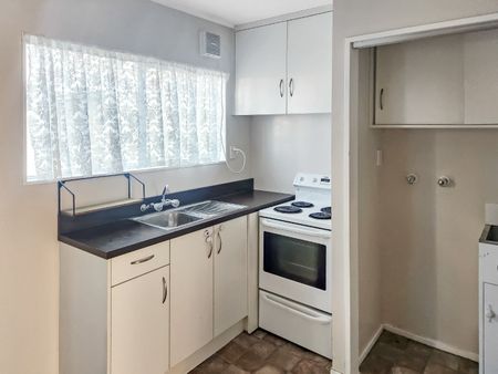 Elderslea Living - Photo 4