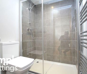 2 bedroom maisonette to rent - Photo 6