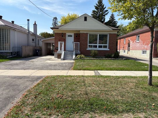 For Lease - 74 Wye Valley Road, Toronto, Ontario - Photo 1