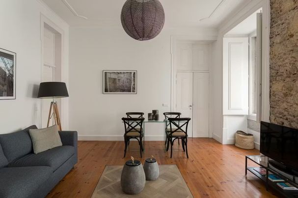 Rua de São Paulo, Lisbon, Lisbon 1200-161 - Photo 1