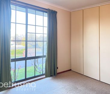 Choice living on Channel - Photo 2