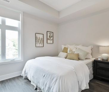 16 Champagne Avenue South - 204 - Photo 3