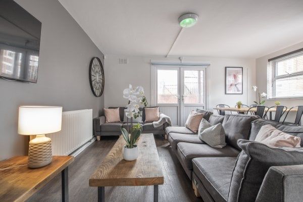 *£134 PPPW* Church Street, Lenton, NG7, Property for rent - Photo 1