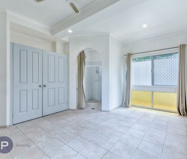 Spacious, Private & Conveniently Located Apartment - Photo 5