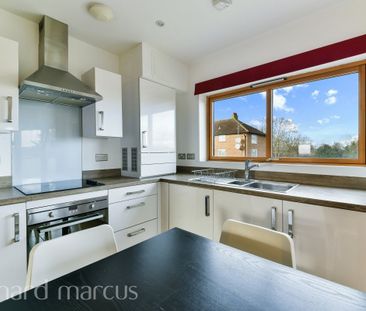 Spring Road - Photo 3