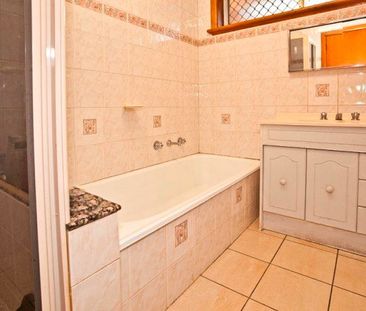 1 Marna Court, Noble Park - Photo 6