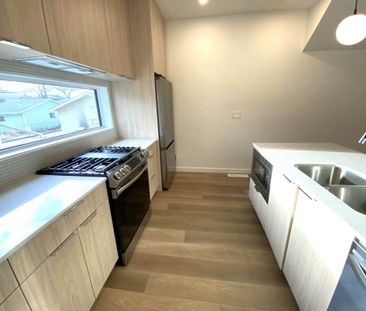 Edmonton Unfurnished townhouse Rental in Forest Heights - Beautiful... - Photo 6