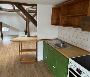 Idyllische 2-Raum-Dachgeschosswohnung im beliebten Damenviertel in ... - Foto 3