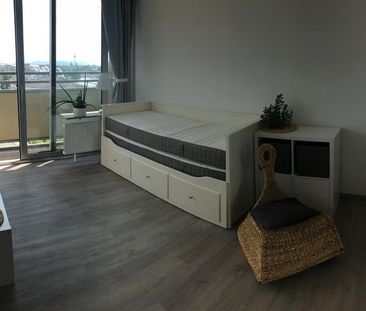 LU City - Vollmöbliertes Appartement mit 2,5 Zimmern, modern - Photo 1