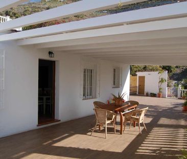 A delightful two bedroomed villa for WINTER RENTAL in the countrysi... - Photo 2