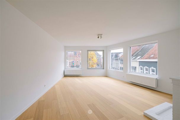 Appartement te huur in Ronse - Photo 1