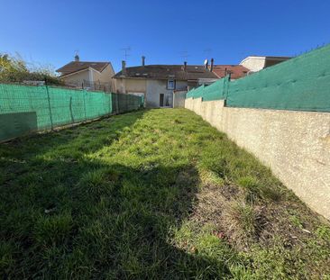 Location Maison 3 pièces 70m² ST PAUL DE VARAX 01240 - Photo 4