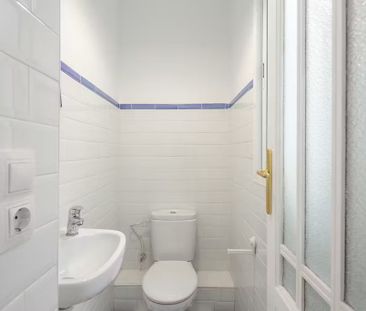 Carrer del Comte d'Altea, Valencia, Valencian Community 46005 - Photo 6