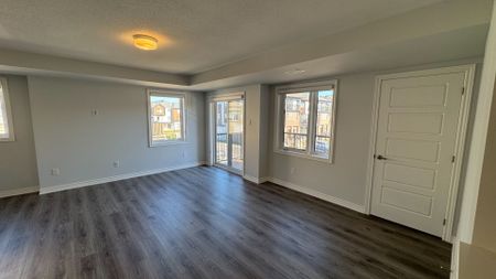 For Lease - 173 Anthracite Private, Barrhaven, Ontario - Photo 5