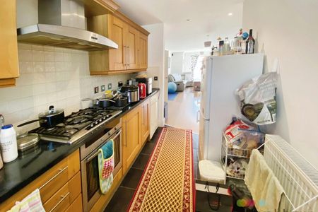 Ellisons Quay, Burton Waters, LINCOLN - Photo 5