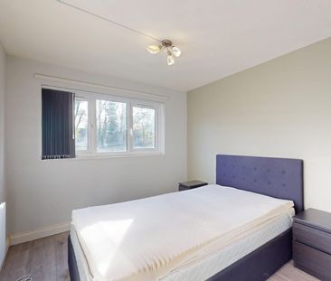 2 Bed Flat, Harp Island Close, NW10 - Photo 5