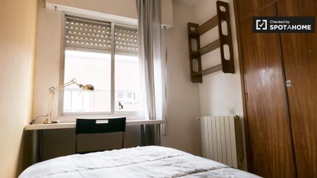 madrid, Community of Madrid 28024 - Photo 5