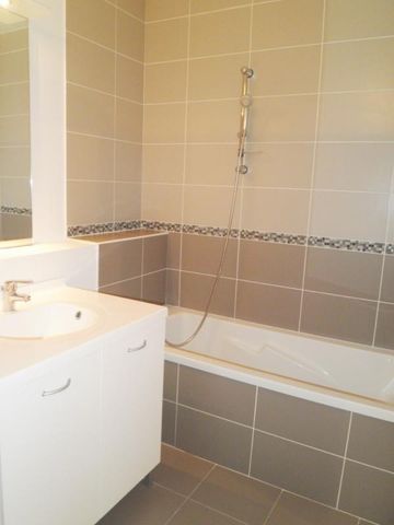 Location Appartement 2 pièces 42m² AIX LES BAINS 73100 - Photo 4