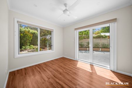 7 Phillip Avenue, Queanbeyan NSW 2620 - House For Rent | Domain - Photo 5