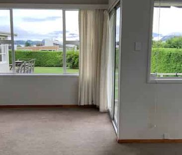 Charming Two Bedroom Home - Photo 4