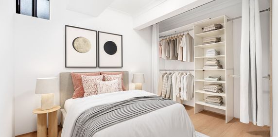 Freshly Renovated 1 Bedroom Unit - Just Minutes from Bondi Beach - Photo 2
