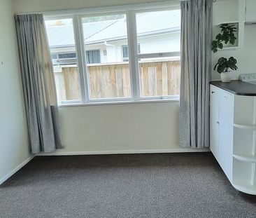 Great 3 Bedroom house in PILLANS POINT LOCATION - Photo 1